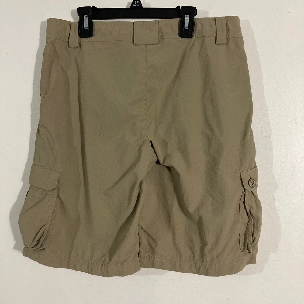 Under Armour Cargo Shorts Kids Youth XL Khaki Tan Ripstop HeatGear Outdoor